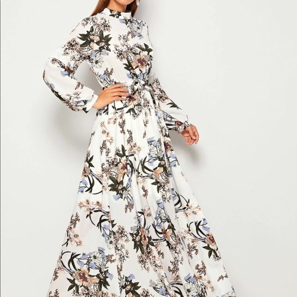 Allover floral print maxi dress - Picture 2 of 5